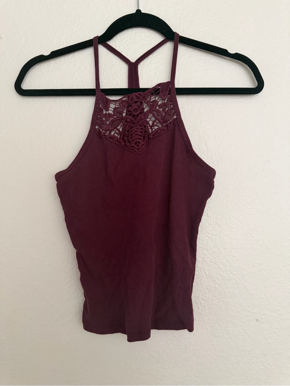 Aeropostale Burgundy Lace Yoke Ribbed Crop Tank
